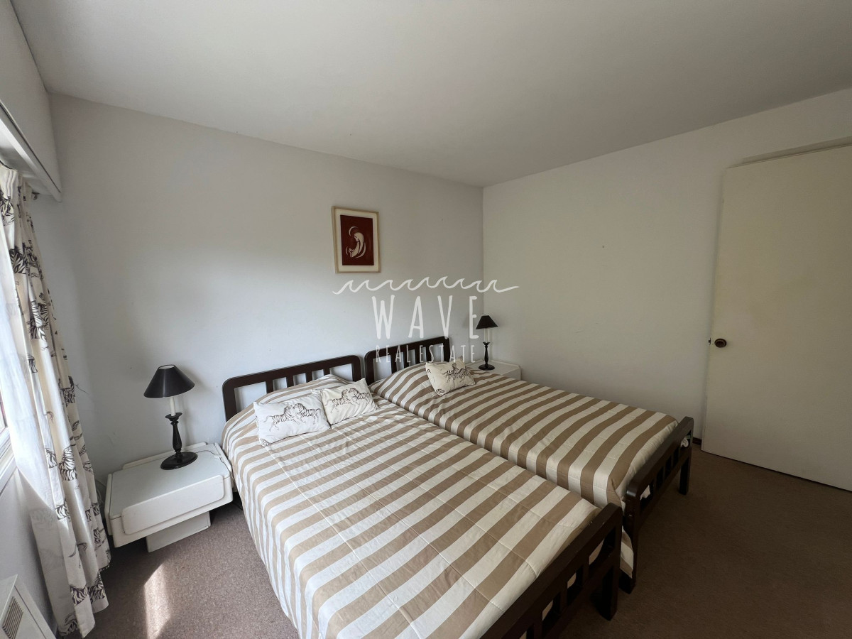 Apartamento ID.4537 - Apartamento en primera linea puerto  Punta del Este en alquiler temporal 