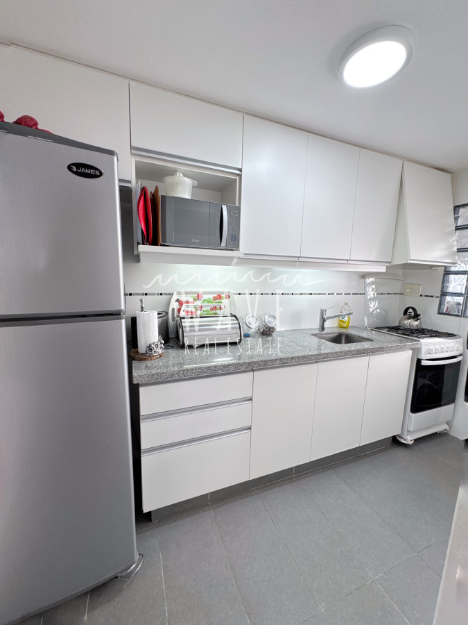 Apartamento ID.4963 - Alquiler apartamento 3 dormitorios Playa Mansa, Punta del Este 
