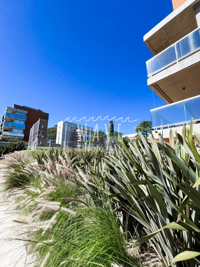 Apartamento ID.4198 - Hermoso apartamento esquinero 2 dormitorios, complejo con amenities