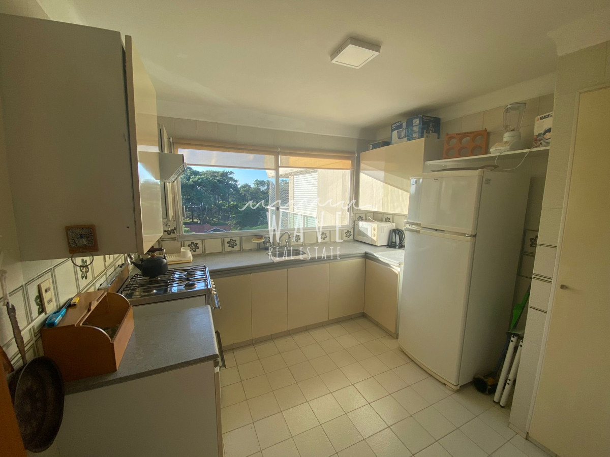 Apartamento ID.1644 - Venta Apartamento en Cantegril amplios 2 dormitorios 2 baños servicios