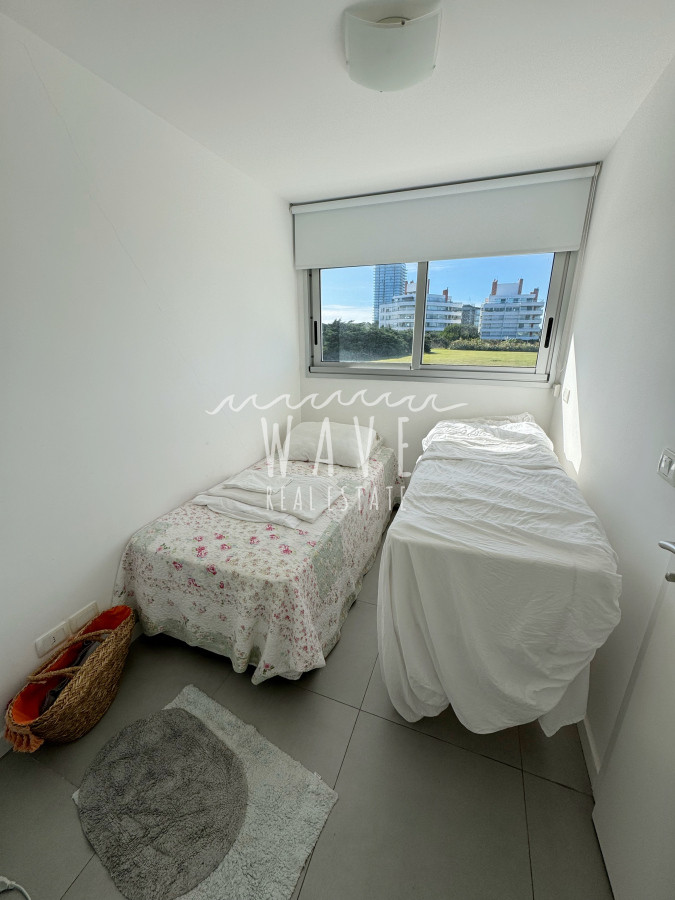 Apartamento ID.4879 - Brava, primera línea, unidad esquinera, 3 suites y dep.