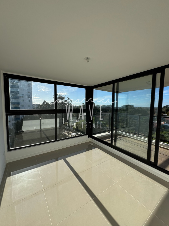 Apartamento ID.4873 - Venta de Apartamento de 2 DORMITORIOS AV ROOSEVELT
