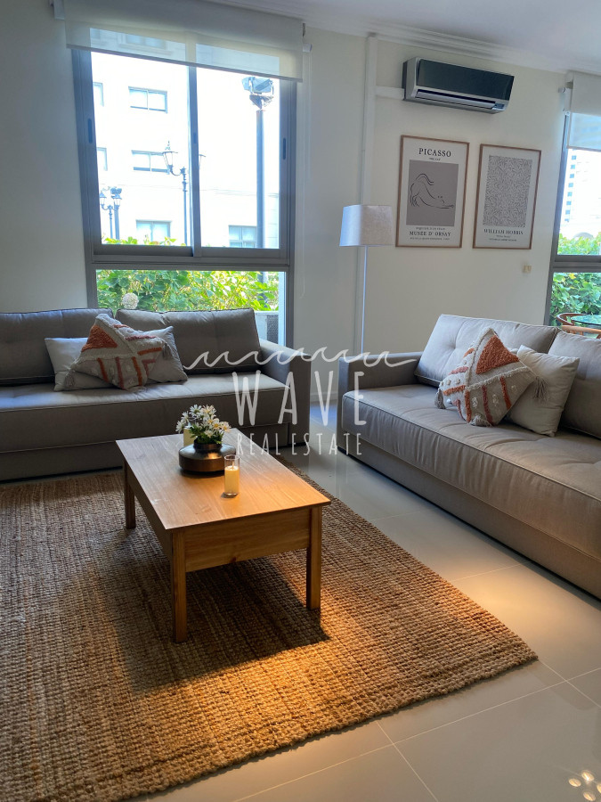 Apartamento ID.4882 - Venta de  Apartamento, con 1 dormitorio, en Playa Brava, con amenities