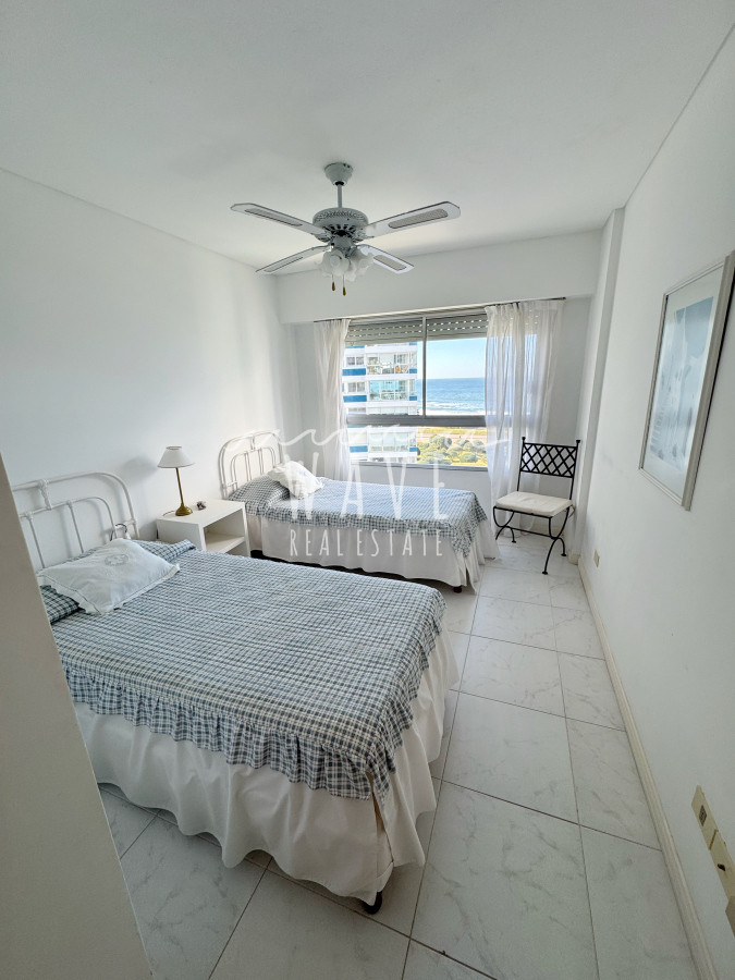 Apartamento ID.4914 - Alquiler Verano en Brava, a metros del mar. 3 dormitorios y dep. Servicio 