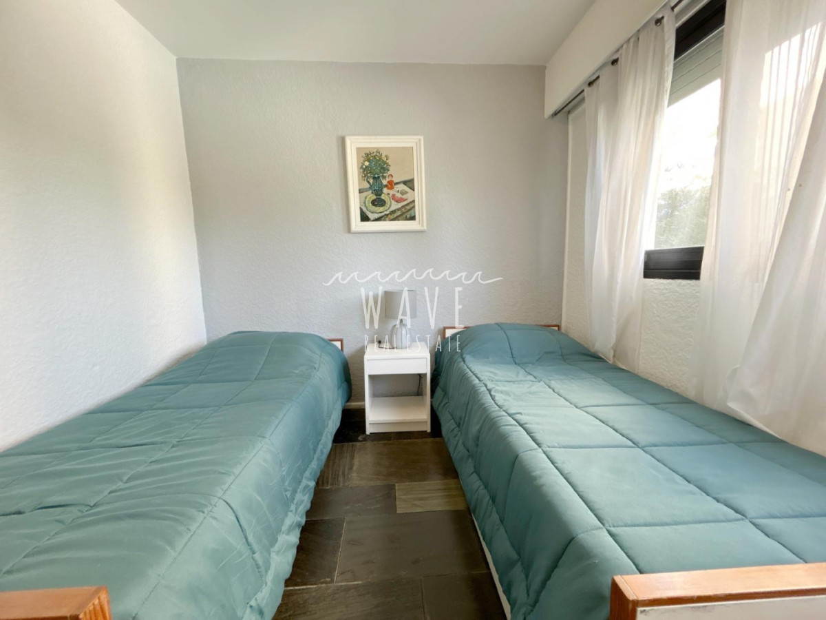 Apartamento ID.5377 - Venta apartamento 2 dormitorios, Punta del Este, playa brava