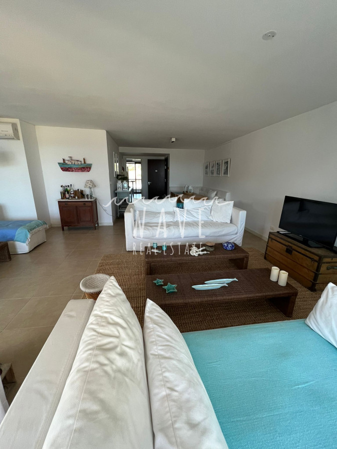 Apartamento ID.1553 - Manantiales, 3 dormitorios, frente al mar.