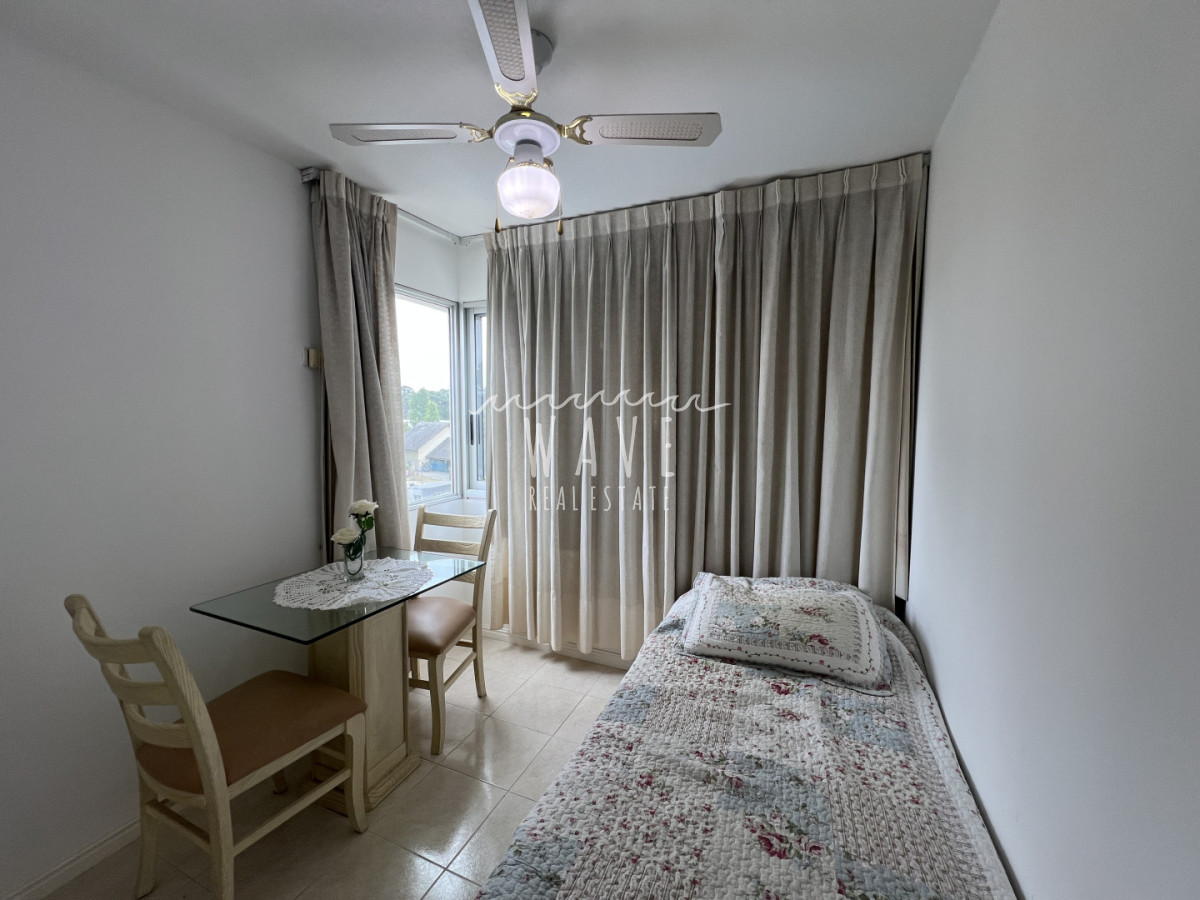 Apartamento ID.5205 - Venta apartamento zona shopping dos dormitorios 
