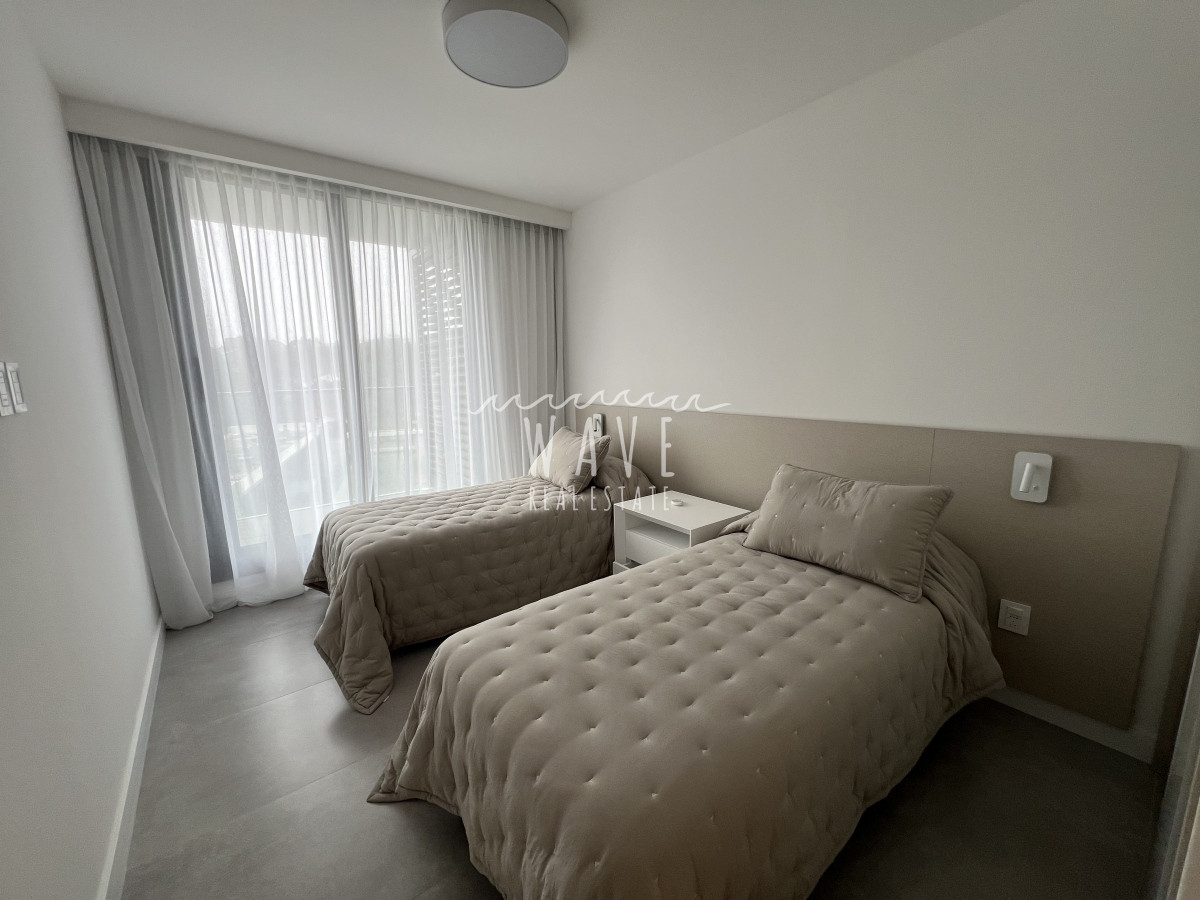 Apartamento ID.4115 - Alquiler invernal departamento 3 dormitorios, Mansa, Punta del este 