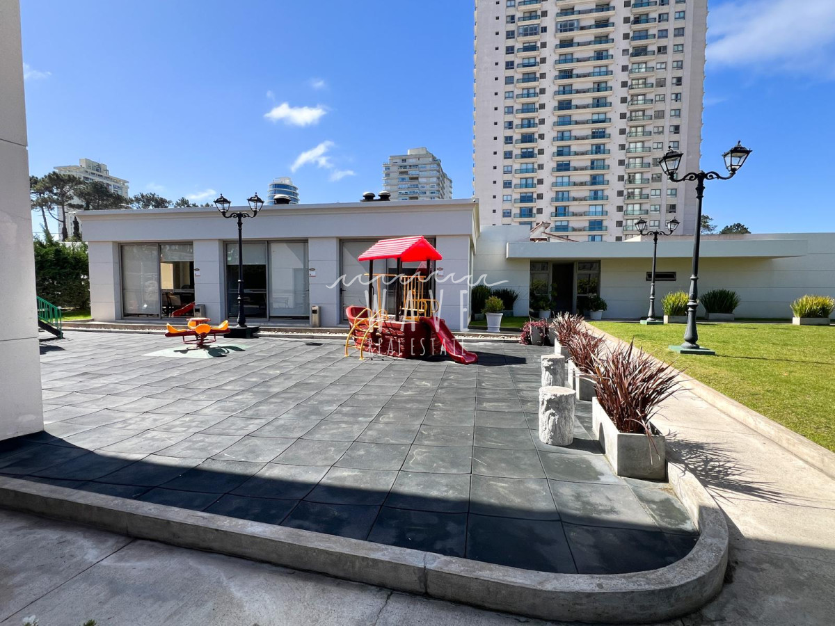 Apartamento ID.5027 - Venta en exclusividad, apartamento de 3 dormitorios en Punta del Este