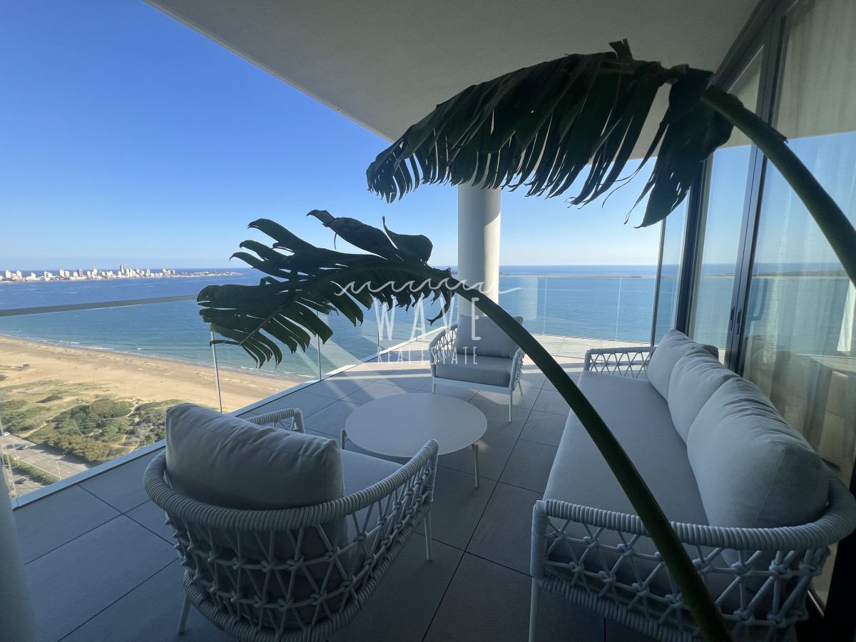 Apartamento ID.4765 - Venta Penthouse duplex, Playa Mansa, Punta del Este 