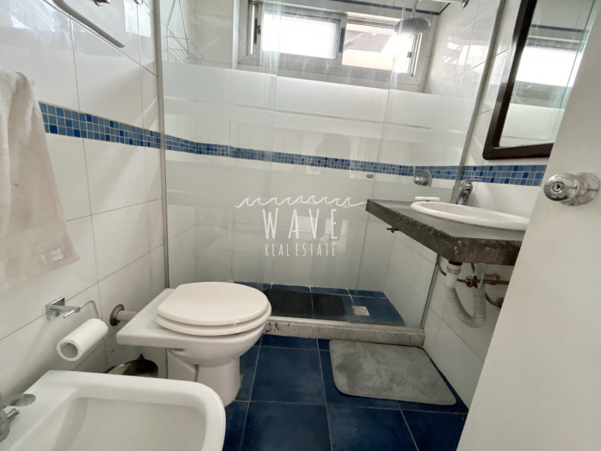 Apartamento ID.5137 - Alquiler temporal, apartamento 3 dormitorios, Playa Mansa Punta del Este 