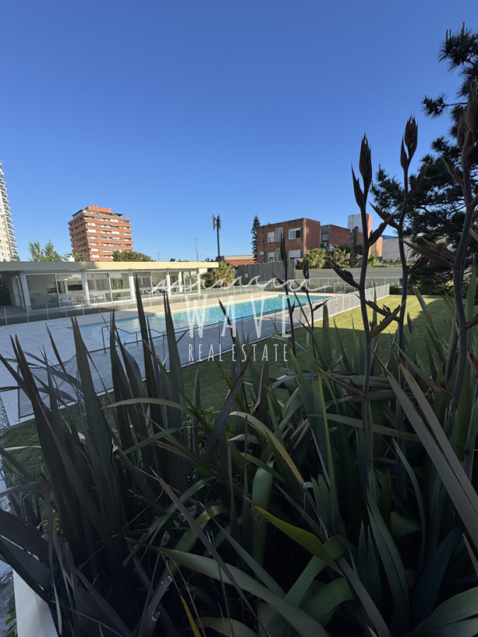 Apartamento ID.5115 - Alquiler de verano, Apartamento de 2 dormitorios y medio en Playa Mansa, Punta del Este