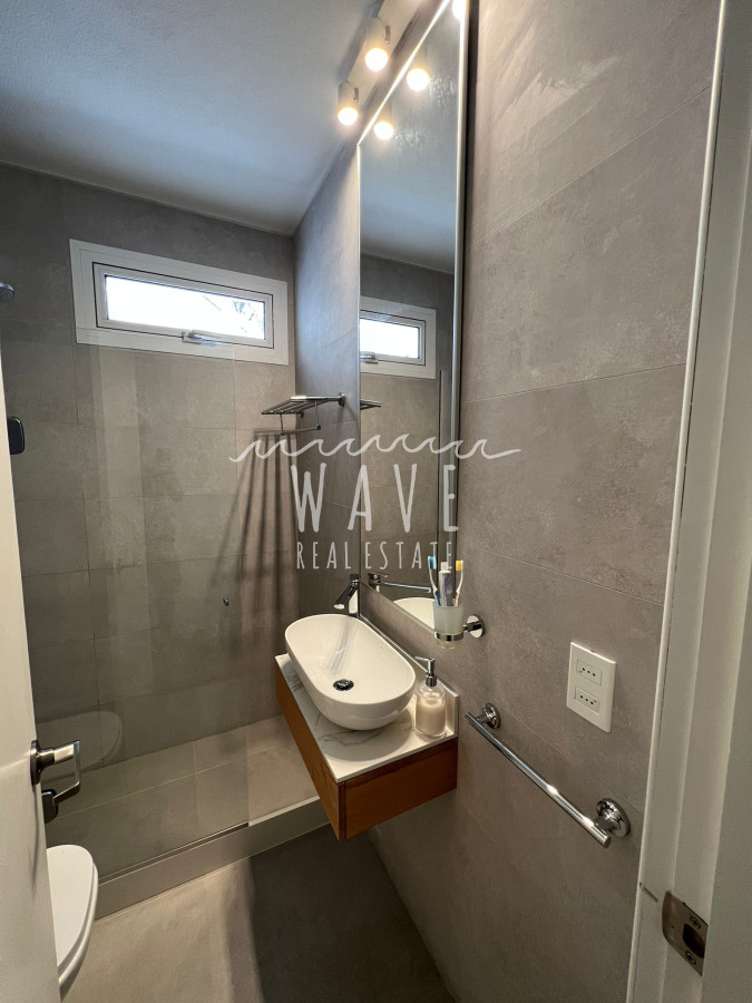 Apartamento ID.4312 - La Barra, a metros del agua, 3 suites, terraza con parrillero, mirador al mar.