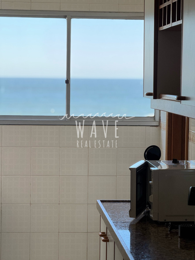 Apartamento ID.4914 - Alquiler Verano en Brava, a metros del mar. 3 dormitorios y dep. Servicio 