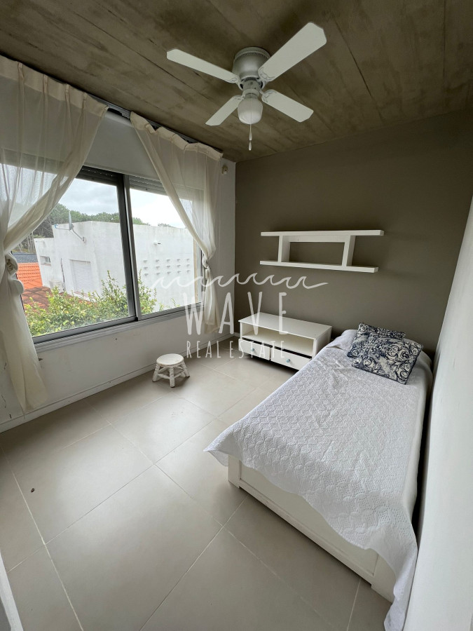 Apartamento ID.1667 - OPORTUNIDAD MANANTIALES VENTA 3 DORMITORIOS 