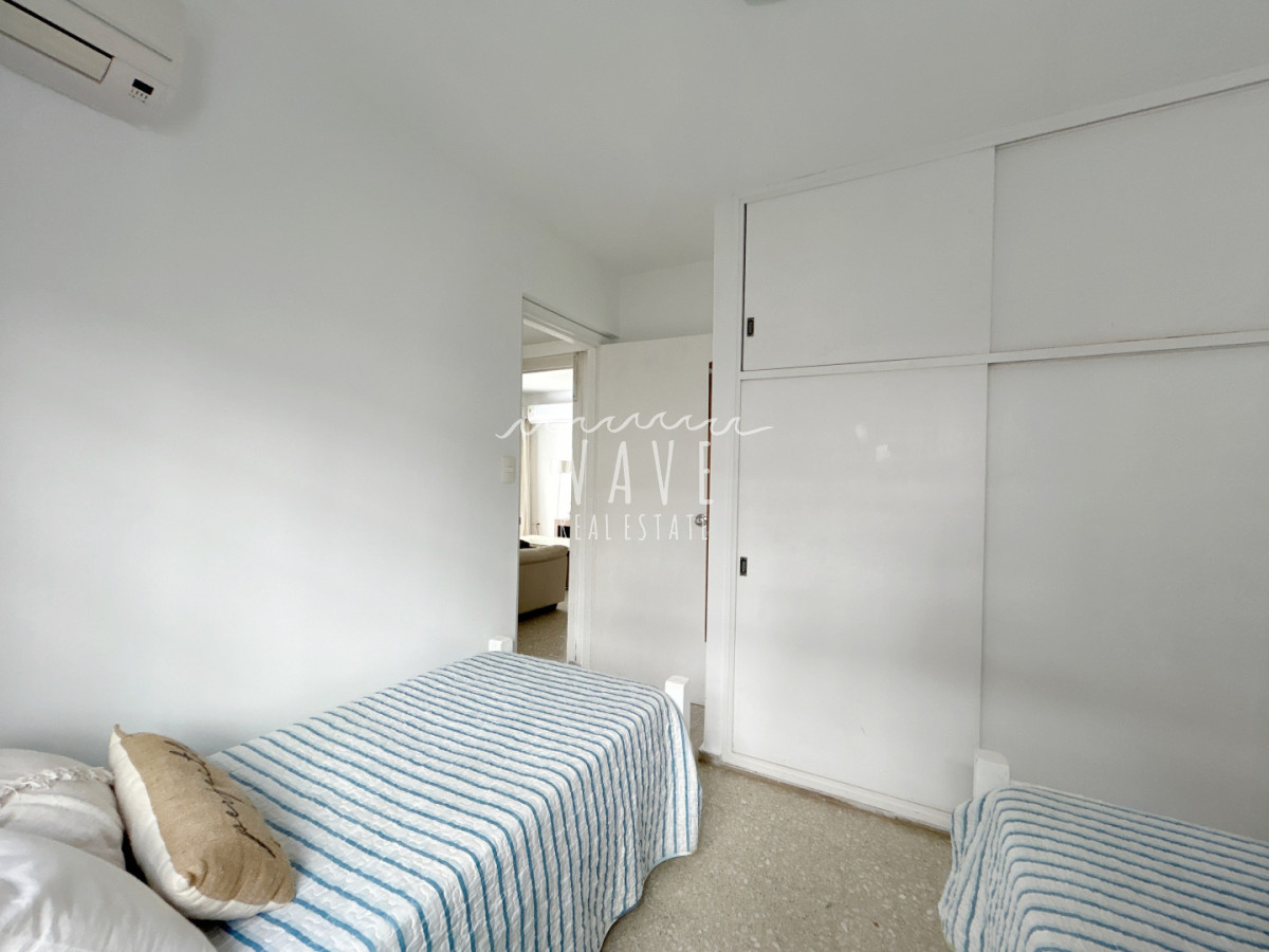 Apartamento ID.5137 - Alquiler temporal, apartamento 3 dormitorios, Playa Mansa Punta del Este 