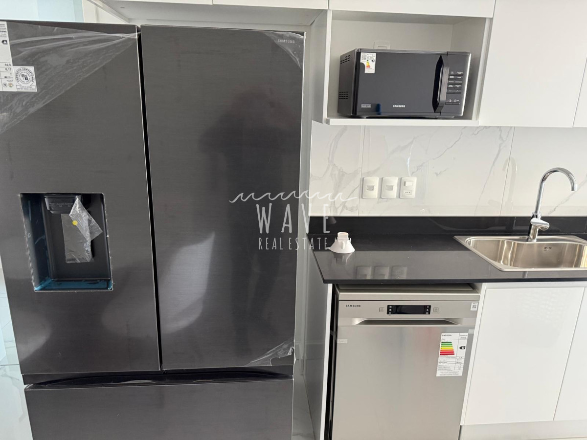 Apartamento ID.5053 - Alquiler verano apartamento 3 dormitorios primera linea Mansa, Punta del Este 