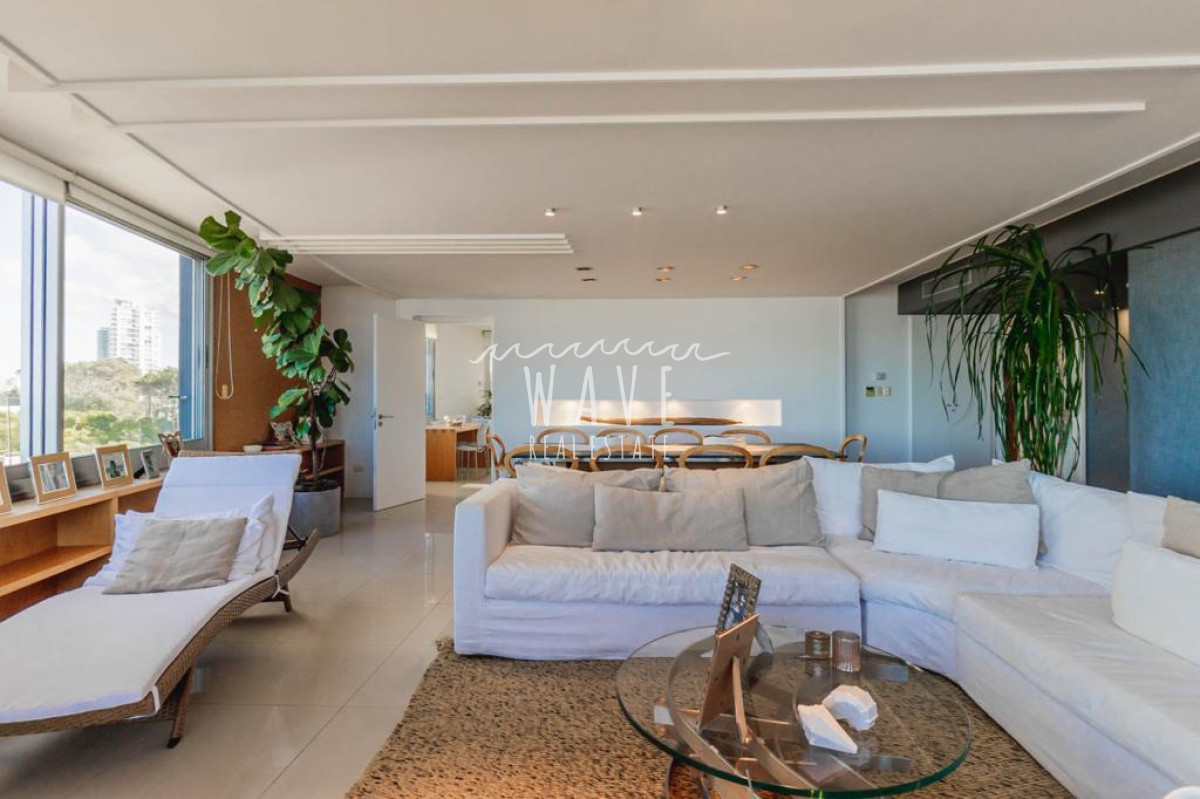 Apartamento ID.4989 - Alquiler de verano apartamento 4 dormitorios en primera fila playa brava