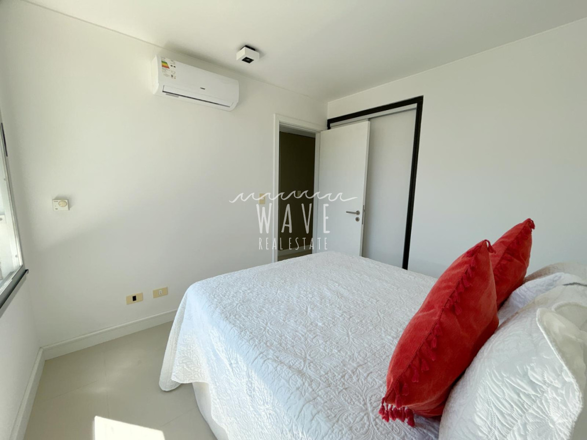 Apartamento ID.5368 - Venta Alquiler temporal Departamento 3 dormitorios Playa brava