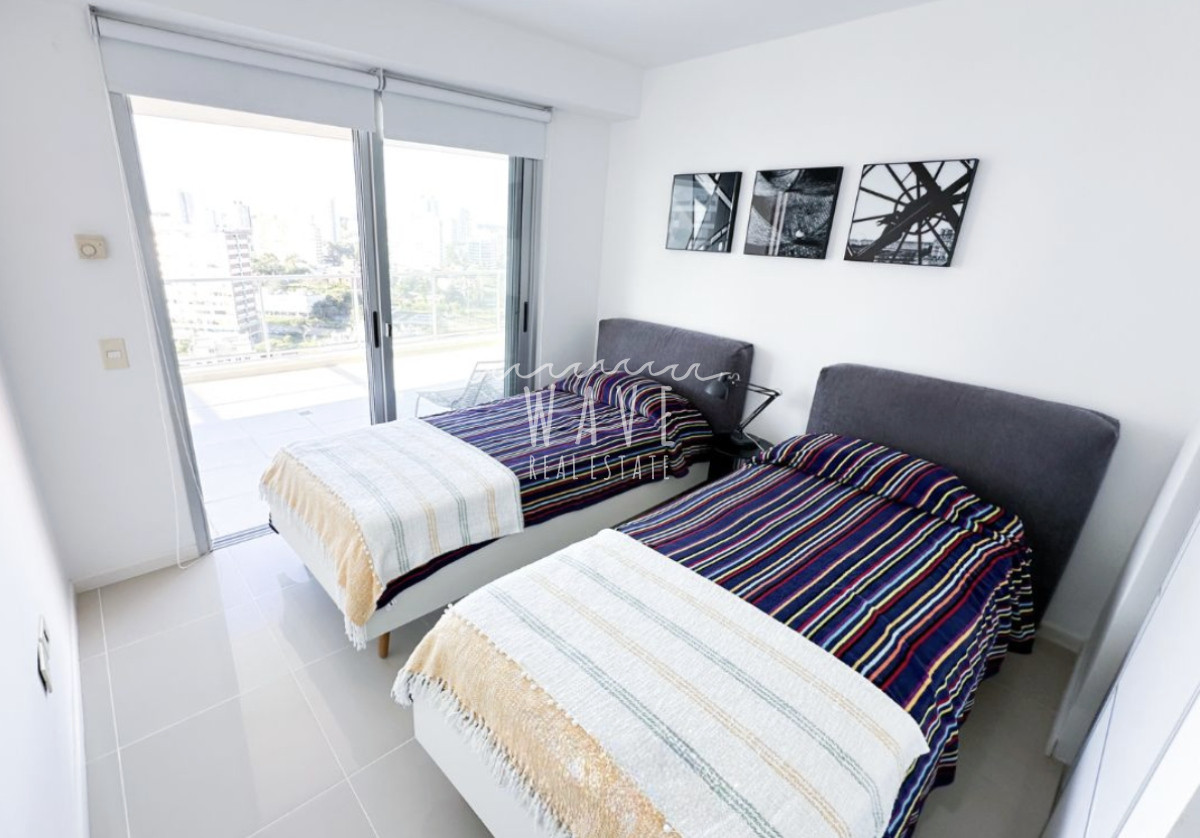 Apartamento ID.4971 - Venta, Penhouse de 3 dormitorios en Punta del Este