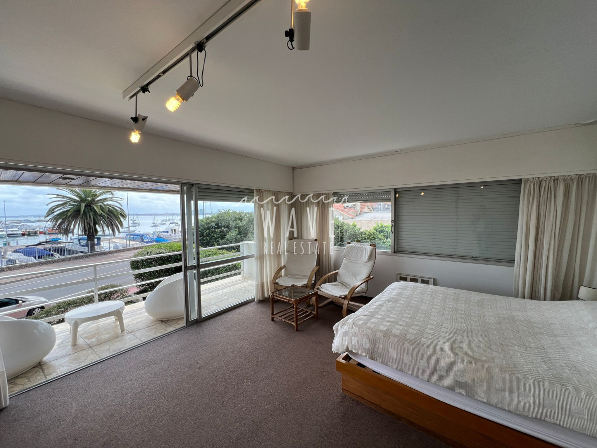 Apartamento ID.4537 - Apartamento en primera linea puerto  Punta del Este en alquiler temporal 