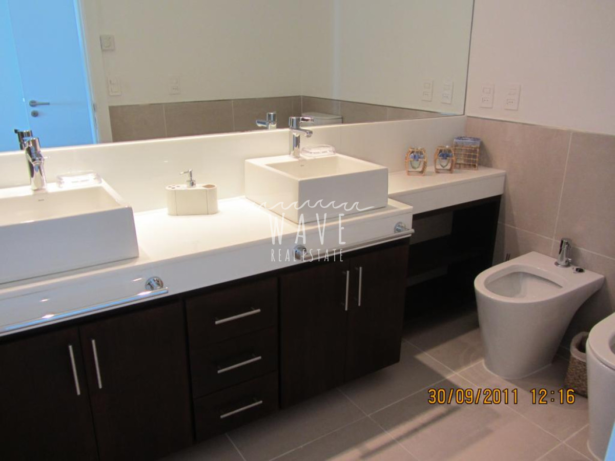 Apartamento ID.1563 - Montoya, sobre el mar. 3 suites y dependencia de servicio