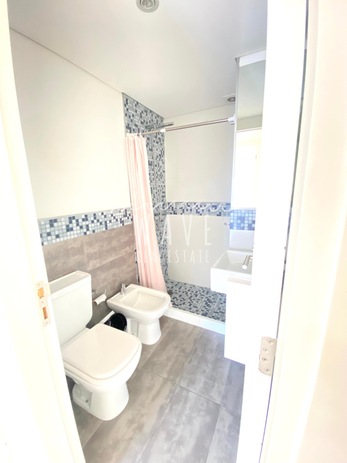 Apartamento ID.4967 - Venta, Apartamento de 2 dormitorios en Playa Brava