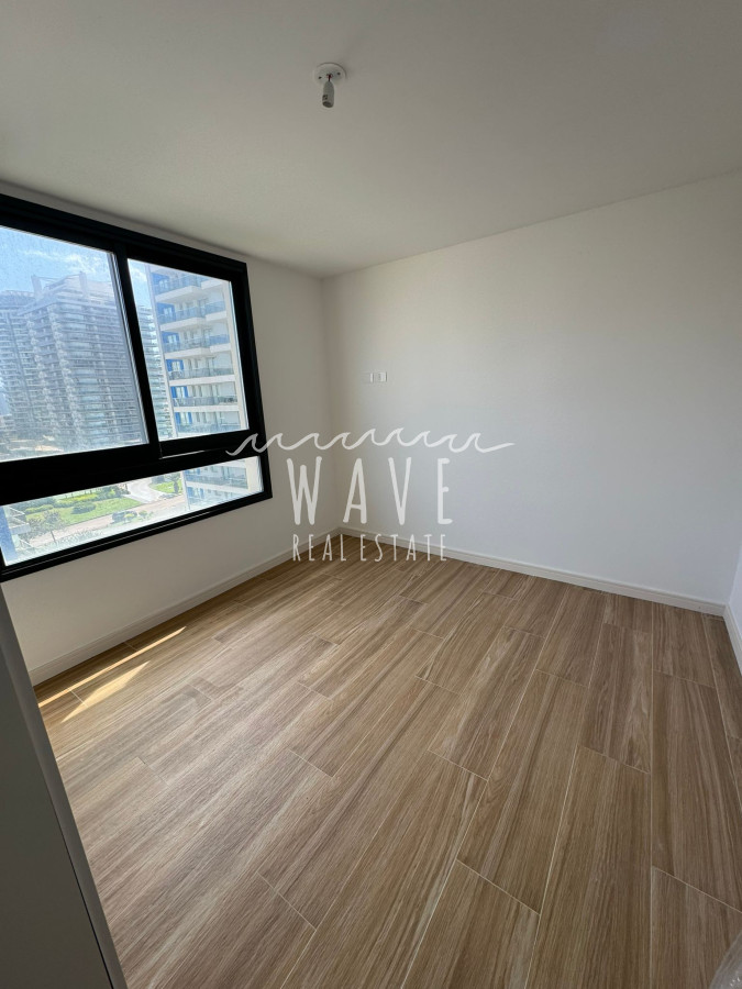 Apartamento ID.4860 - Venta de Apartamento con 2 dormitorios y 1 baño, parada 3 de playa brava