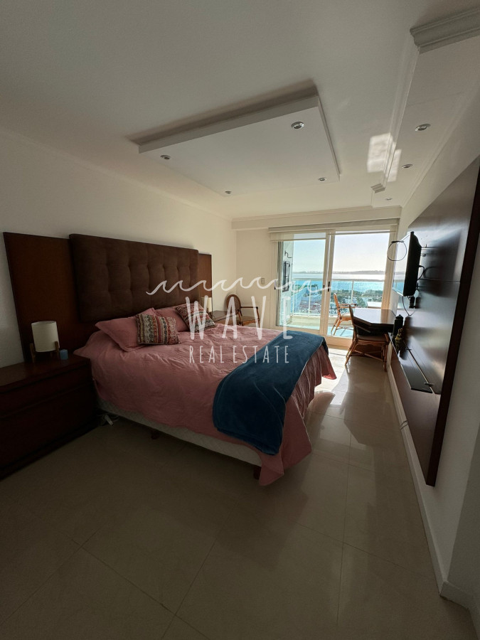 Apartamento ID.4609 - Mansa, excelente ubicación. 2 dormitorios y medio, full amenities