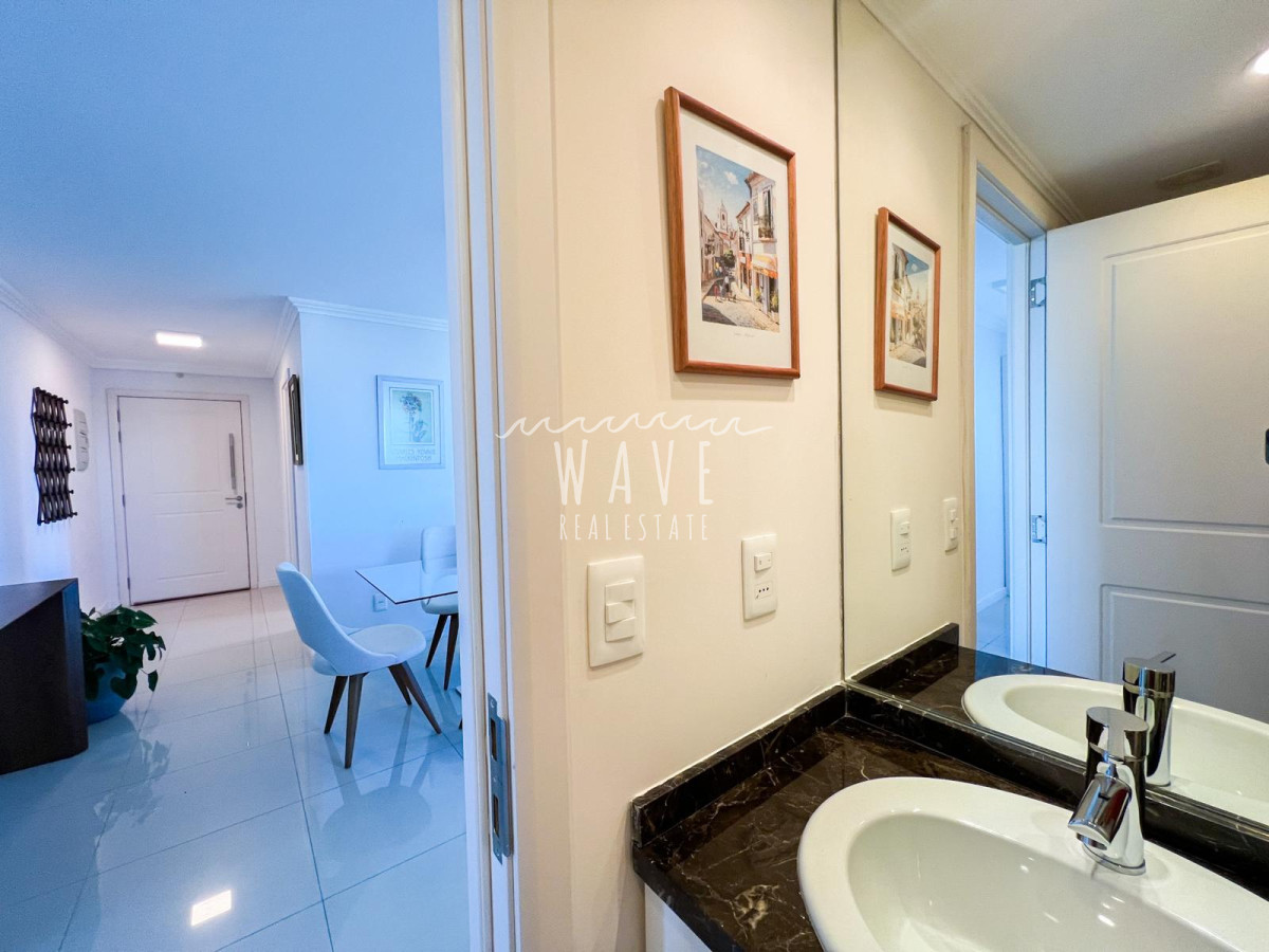 Apartamento ID.5027 - Venta en exclusividad, apartamento de 3 dormitorios en Punta del Este