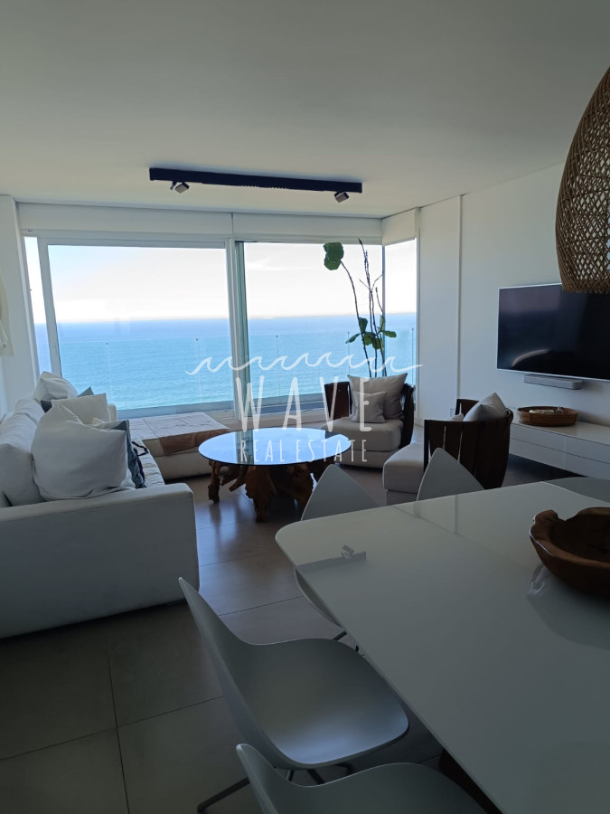 Apartamento ID.4547 - Alquiler  3 dorm en suite Playa Brava frente al mar
