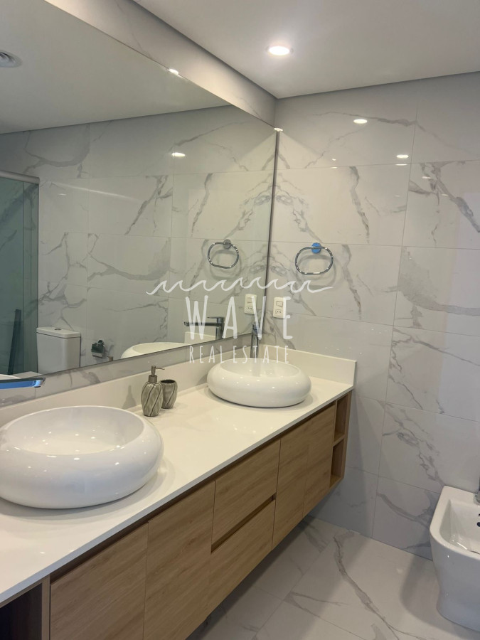 Apartamento ID.5053 - Alquiler verano apartamento 3 dormitorios primera linea Mansa, Punta del Este 