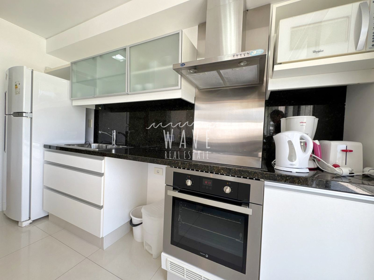 Apartamento ID.5366 - Venta Alquiler temporal Departamento dos dormitorios Playa brava