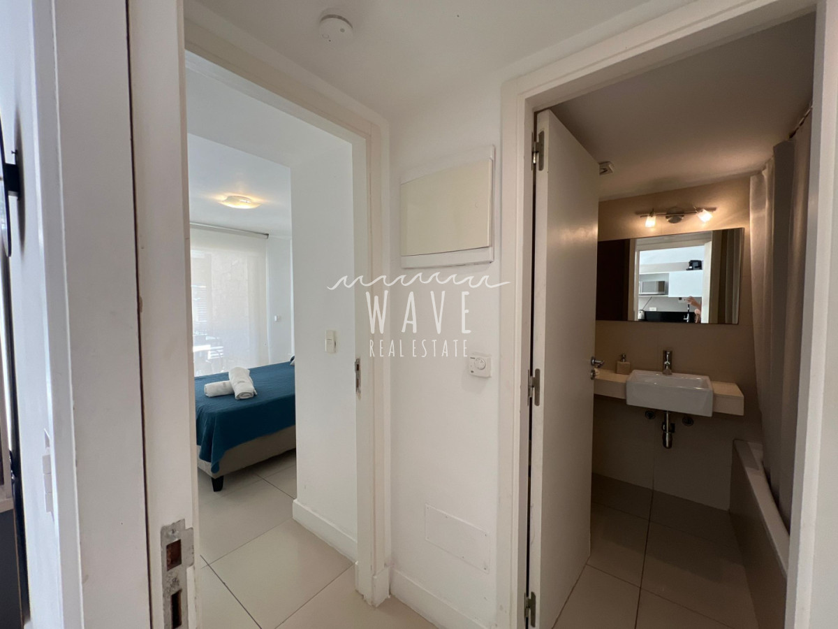 Apartamento ID.5605 - Venta de apartamento de 1 dormitorio y medio en Punta del Este
