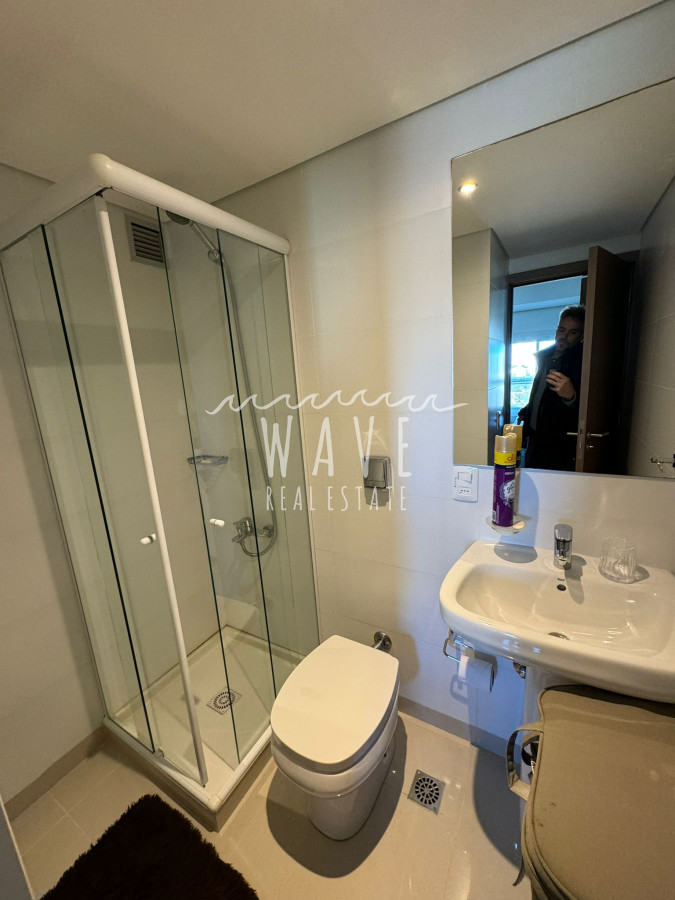 Apartamento ID.4249 - Venta apartamento 2 dormitorios y dependencia parada 10 Brava