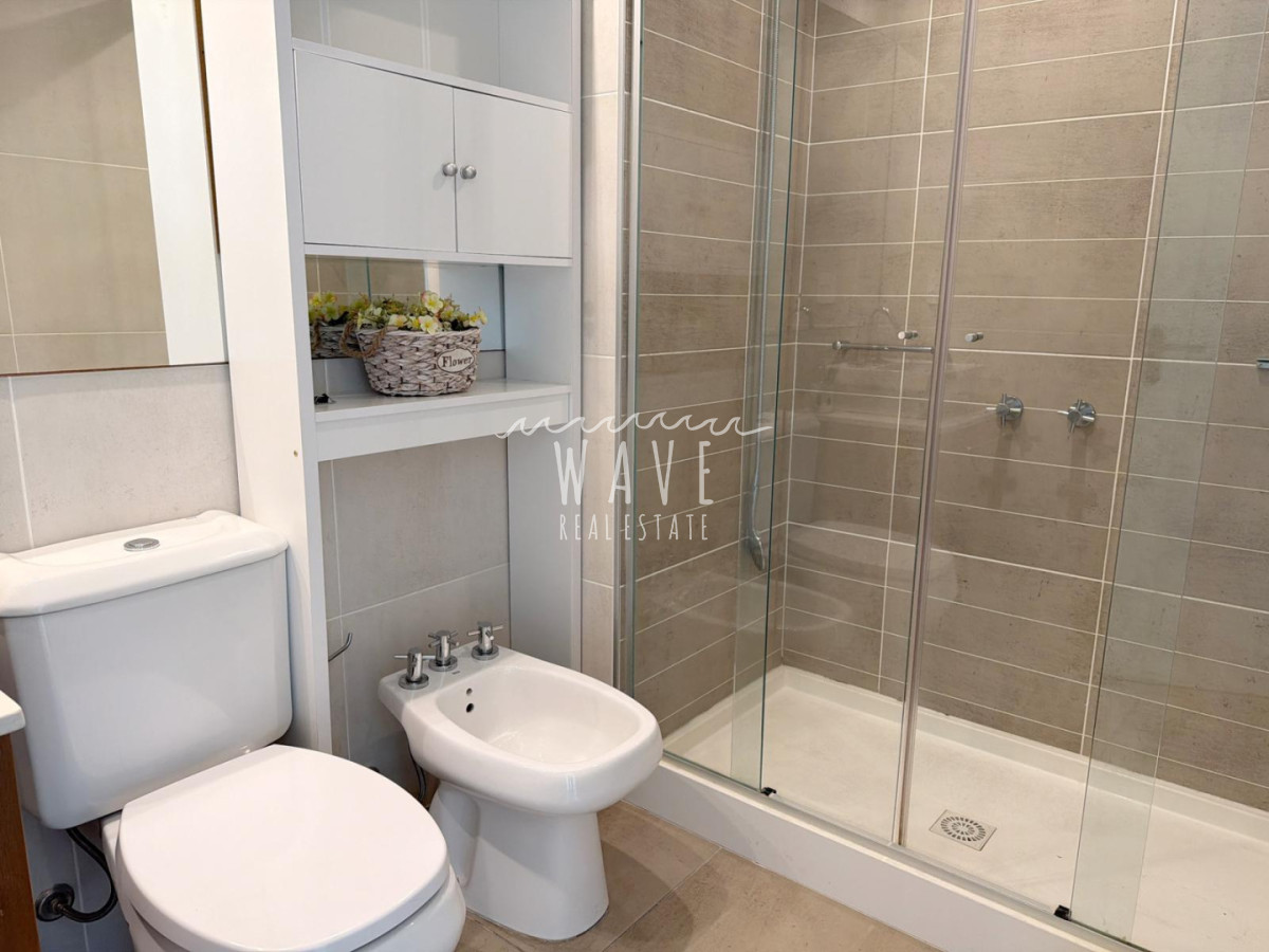 Apartamento ID.5457 - Venta Ocean Drive Piso Alto 3 dorm en suite