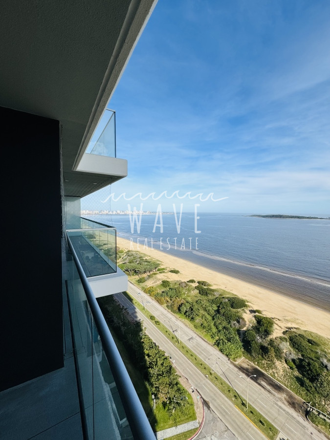 Apartamento ID.4106 - Venta espectacular departamento 2 Dorm, primera linea playa mansa 