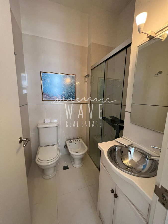 Apartamento ID.3965 - Venta de apartamento en Península, edificio emblemático, 3 dormitorios, reciclado.