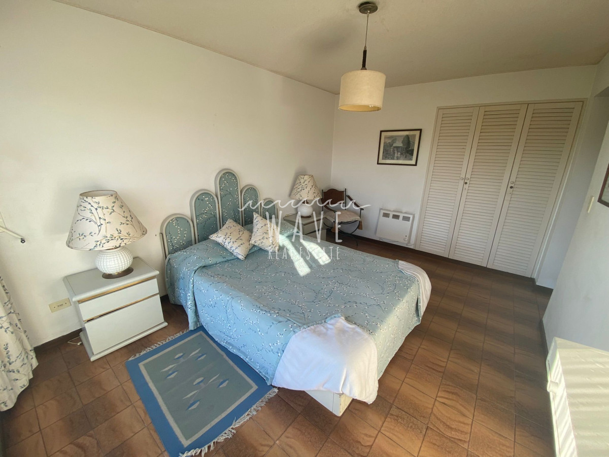 Apartamento ID.1644 - Venta Apartamento en Cantegril amplios 2 dormitorios 2 baños servicios