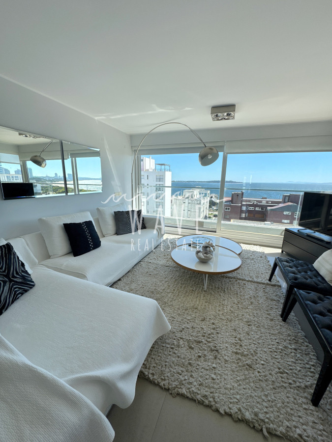 Apartamento ID.5021 - Alquiler temporal departamento Playa Mansa, 3 dormitorios y dependencia, Punta del este 
