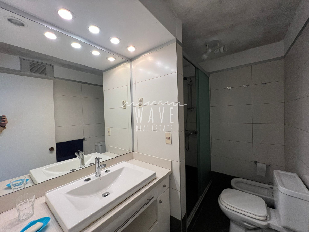 Apartamento ID.4537 - Apartamento en primera linea puerto  Punta del Este en alquiler temporal 