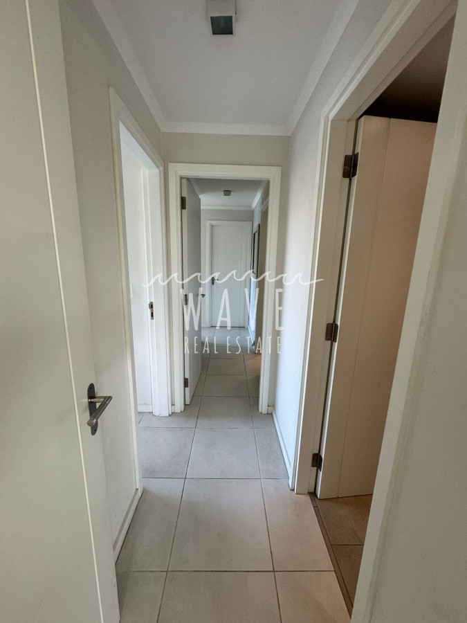 Apartamento ID.4562 - Venta, Apartamento sobre Roosevelt, 2 dormitorios y amenities