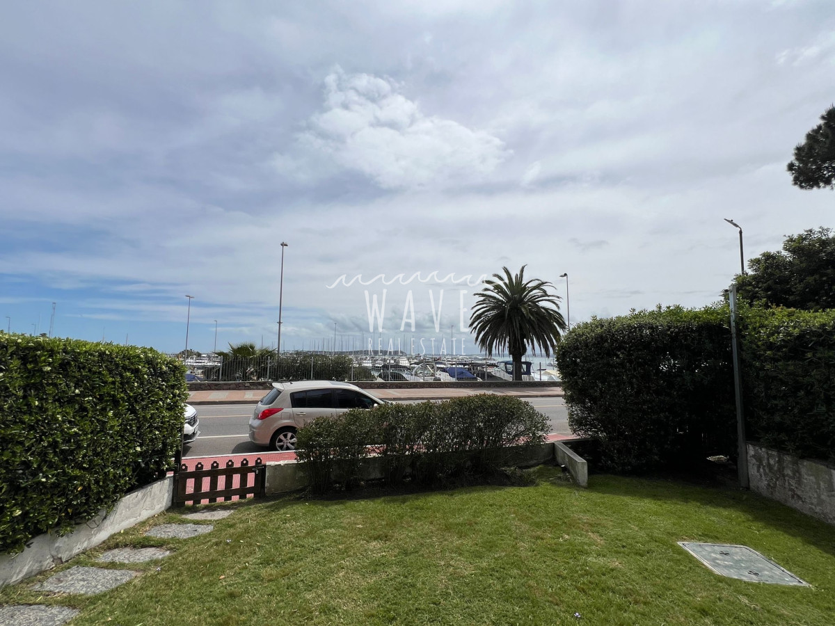 Apartamento ID.4537 - Apartamento en primera linea puerto  Punta del Este en alquiler temporal 