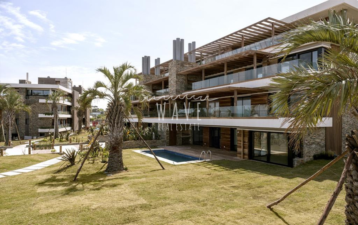 Apartamento ID.1176 - Manantiales, frente al mar, jardín y piscina de uso exclusivo.