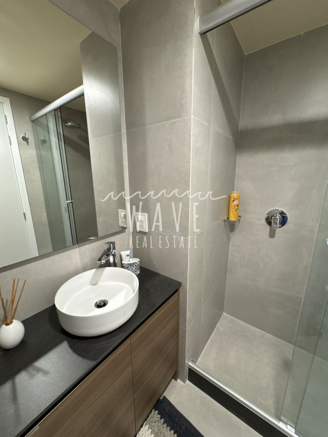 Apartamento ID.4974 - Venta Departamento Mansa, 3 dormitorios, Punta del Este 