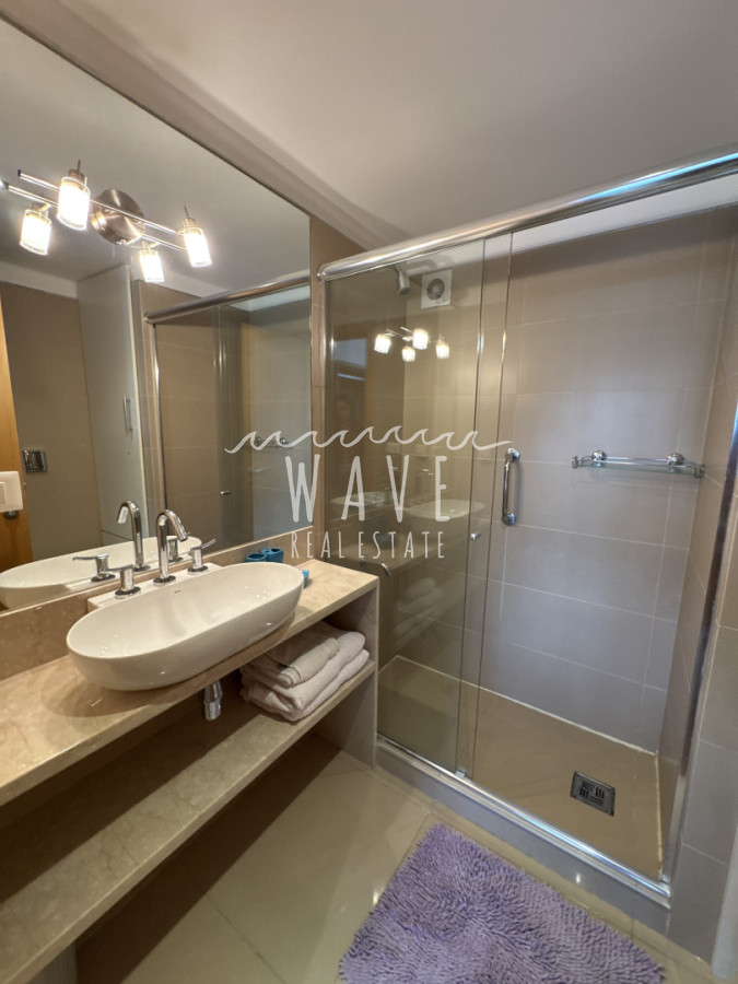 Apartamento ID.5113 - Alquiler de verano, apartamento de 2 dormitorios en suite, Playa Brava Punta del Este