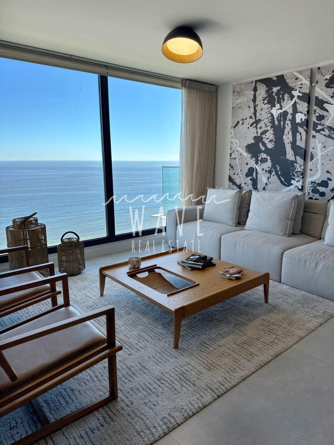 Apartamento ID.4974 - Venta Departamento Mansa, 3 dormitorios, Punta del Este 