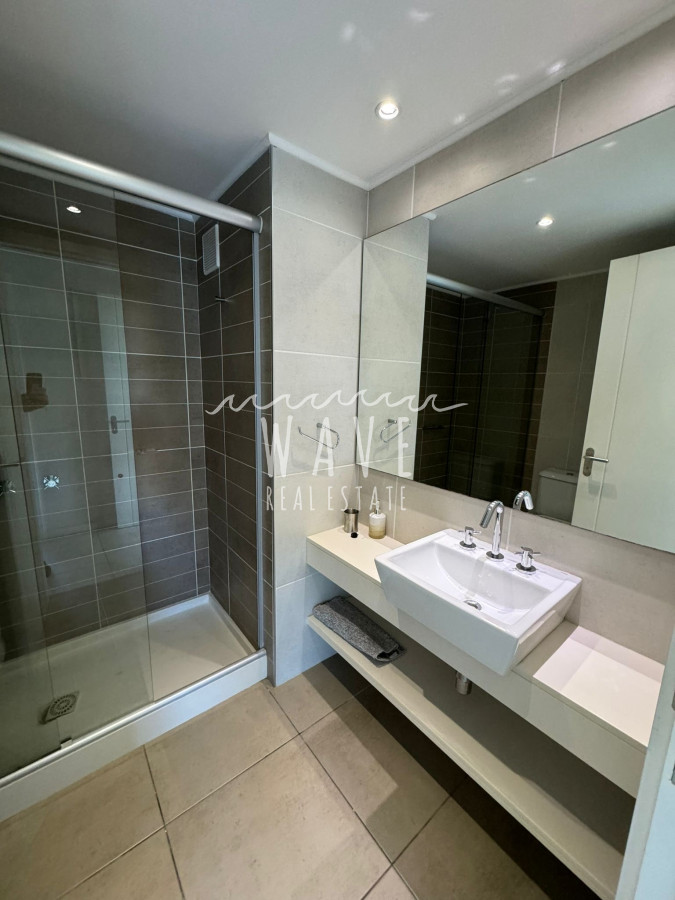 Apartamento ID.4562 - Venta, Apartamento sobre Roosevelt, 2 dormitorios y amenities