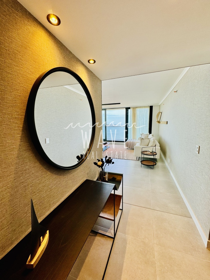 Apartamento ID.4074 - Venta apartamento, primera fila playa mansa, Punta del Este 