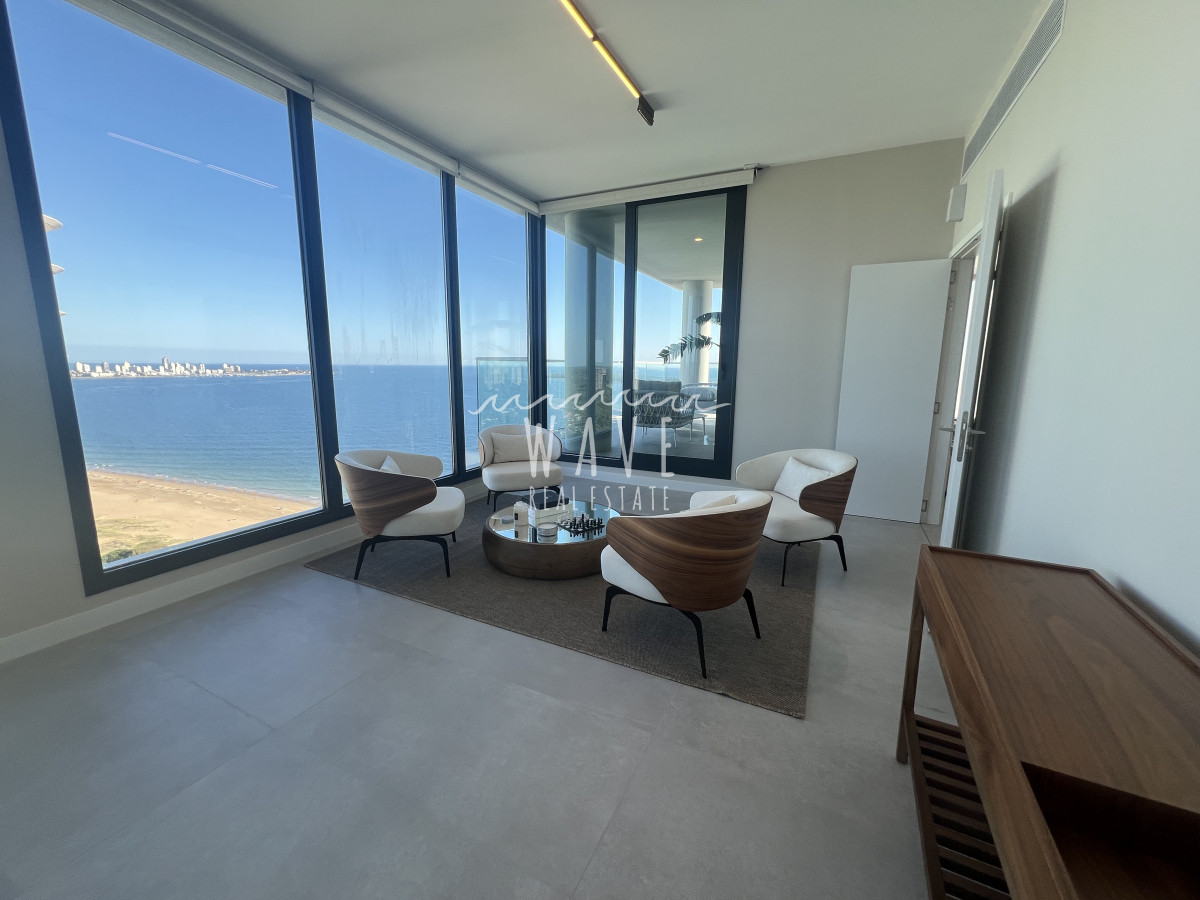 Apartamento ID.4765 - Venta Penthouse duplex, Playa Mansa, Punta del Este 